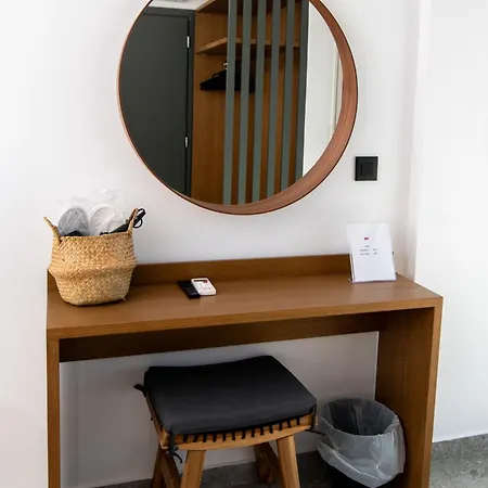 Jasmine Aparthotel 4*