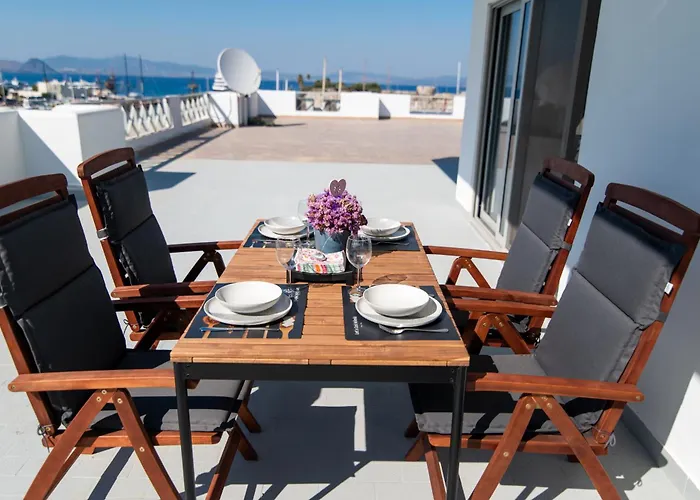 Jasmine Aparthotel 4*