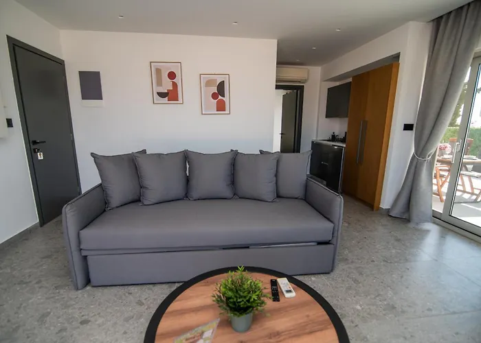 Aparthotel Jasmine 4*