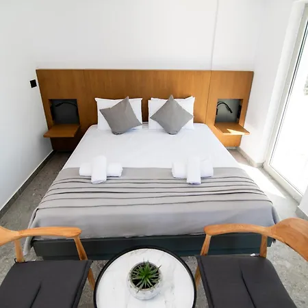 Jasmine Apartahotel Cos